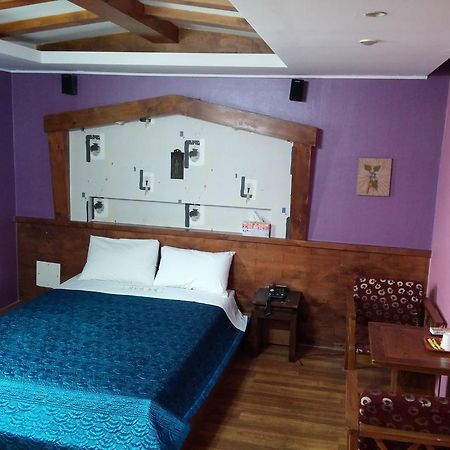 Cyber Motel Гунсан Екстериор снимка